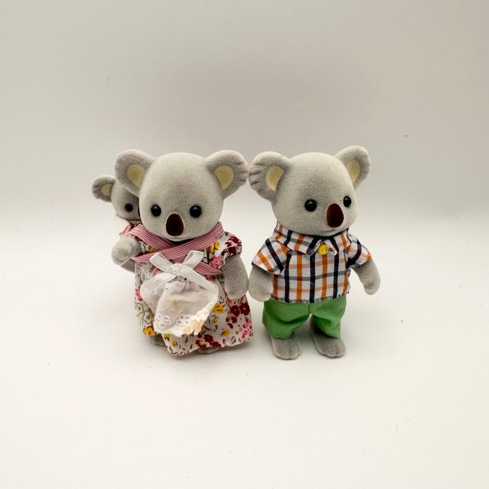 Calico Critters Outback Koala Figures Mom Carrying Baby Dad Original Dresses